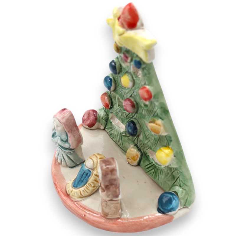 Perforierte Baumkrippe, ca. H 14 x B 12 cm. Caltagirone-Keramik, Reliefdekorationen und MD3-Anwendungen - 