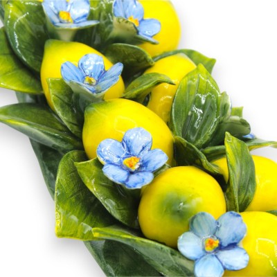 Arco de pared con composición de 14 limones, L 50 x 17 cm aprox. flores y hojas en cerámica fina - 