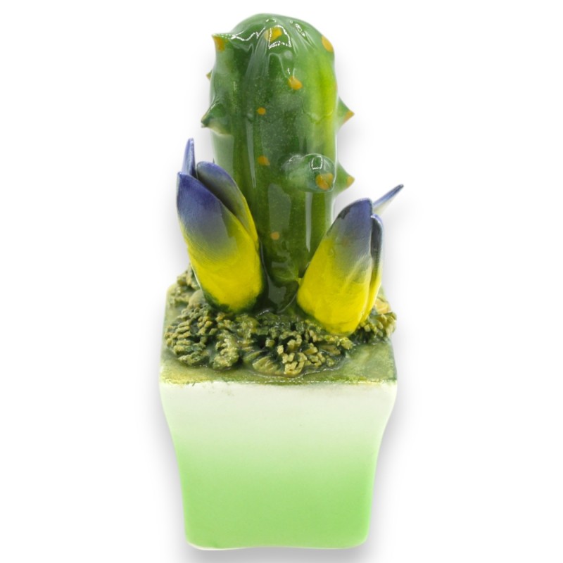 Succulent plant in a pot, fine ceramic, approx. 14 cm high (1pc) - assorted models and decorations - 