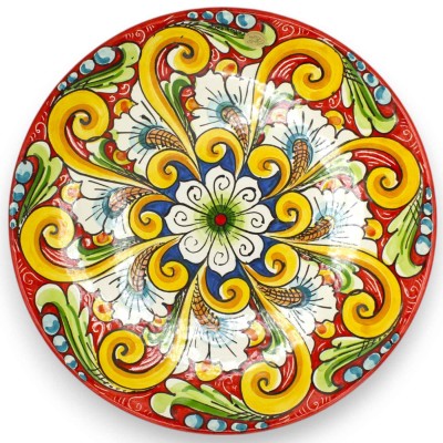 Talerz ozdobny z ceramiki Caltagirone, średnica ok. 37 cm. barokowa dekoracja i kwiat na czerwonym tle - 