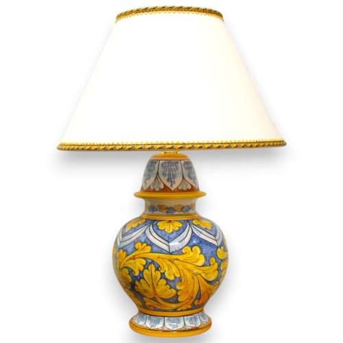 Lume barocco in ceramica Caltagirone - h 55 cm ca. decoro Barocco e Impero - 