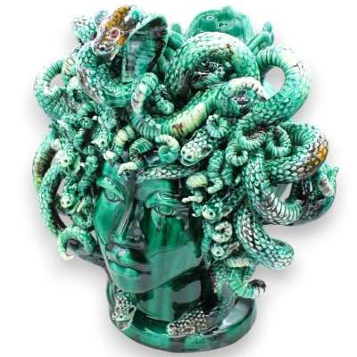 Tête de Méduse, figure mythologique, céramique fine sicilienne, environ h 40 cm. Vert-de-gris, style moderne - 
