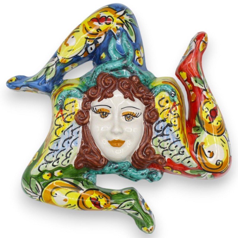 Trinacria in Caltagirone ceramic, Ø approx. 20 cm. red background and green and yellow baroque ornate decoration - 