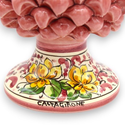 Szyszka sosnowa sycylijska, ceramika Caltagirone, wys. ok. 20 / 22 cm. (1 szt.) Antyczny róż, losowa dekoracja łodygi - 
