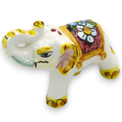 Indische olifant in Caltagirone keramiek, ca. h 5 x 8 cm. (1st) Willekeurige achterkantversiering - 