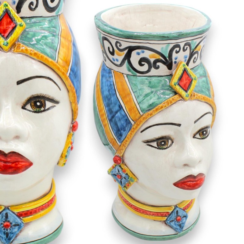 Vase à têtes de Maures siciliens, avec turban (paire) h 30 cm environ. Céramique de Caltagirone - 