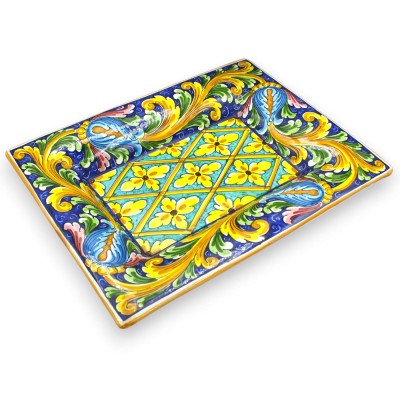 Vassoio Rettangolare, ceramica Caltagirone, L 42 x 32 cm ca. Decoro ornato barocco con fiori - 