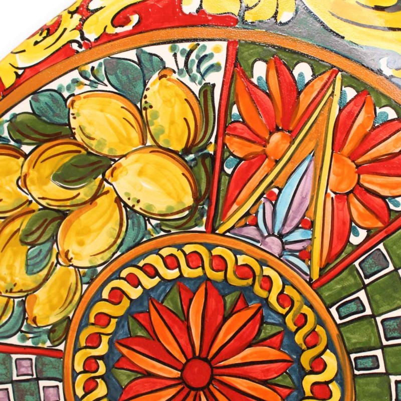 Caltagirone keramisk puff, ca L 50 x h 37 cm. Flerfärgad siciliansk vagndekoration - 