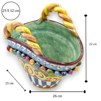 Siciliansk korg i Caltagirone keramik, h 22 x 26 cm ca. pärlemor emalj, siciliansk vagnhjul dekoration MD2 - 