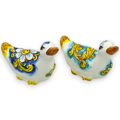 Canard en céramique de Caltagirone, h 9 x L 12 cm environ. (1 pièce) deux options de décoration - 