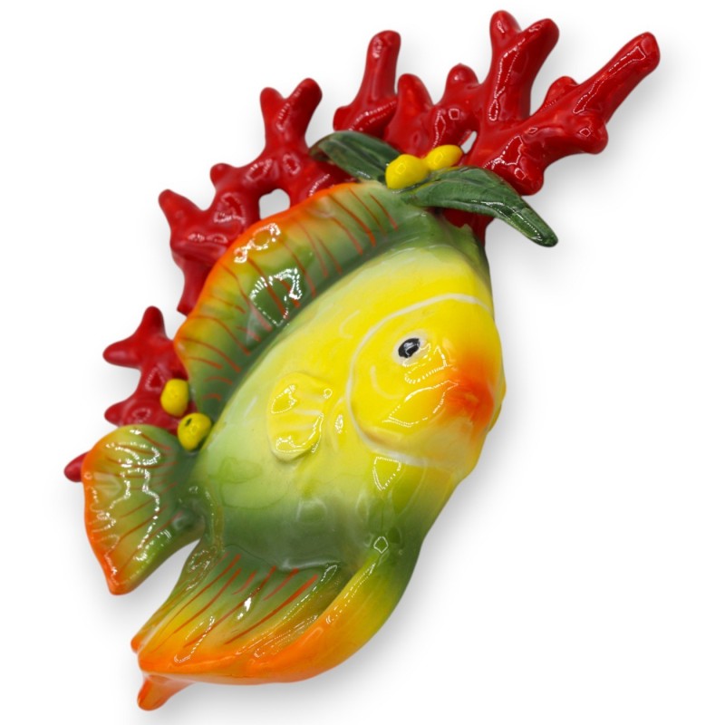 Pesce da Parete con Corallo, in pregiata ceramica, h 17 x 15 cm ca. (1Unità) con Opzione Direzione - 