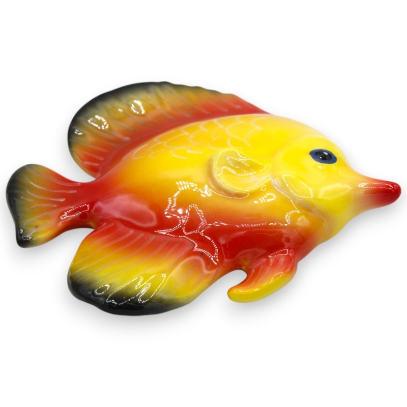 Pesce Esotico dal muso a punta, da Parete, pregiata ceramica, h 16 x 17 cm ca. (1Unità) colore Casuale - 