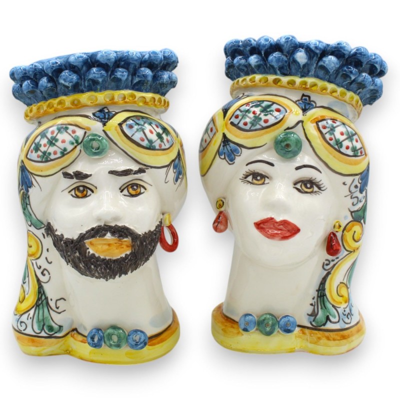 Têtes de Maures siciliens (paire) env. 22 cm de hauteur. Céramique de Caltagirone, Turban, Couronne antique en pomme de 