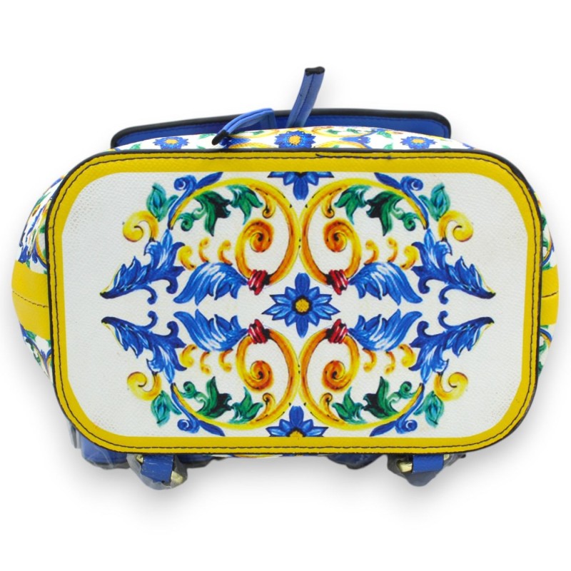 Eco-leather backpack with handle, h 32 x 23 cm approx. Sicilian majolica decoration and yellow edge, white background - 