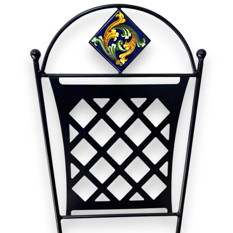 Cadeira feita à mão em ferro forjado completo, com cerâmica majólica Caltagirone - altura 171x42x42 cm aprox. Decoração 