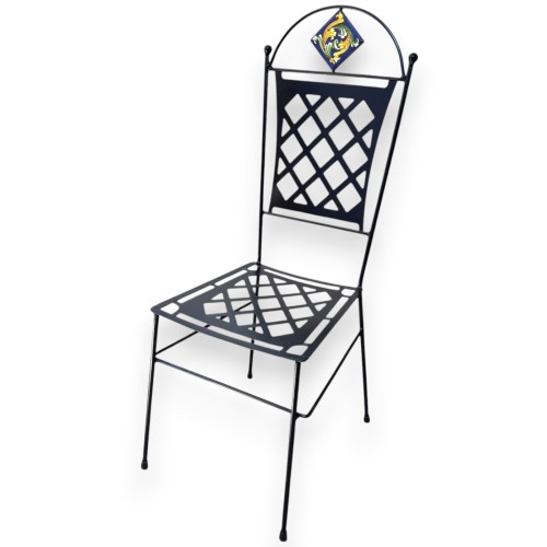 Handgefertigter Stuhl aus Schmiedeeisen mit Majolika-Keramik aus Caltagirone – H ca. 171 x 42 x 42 cm. Barocke Dekoratio