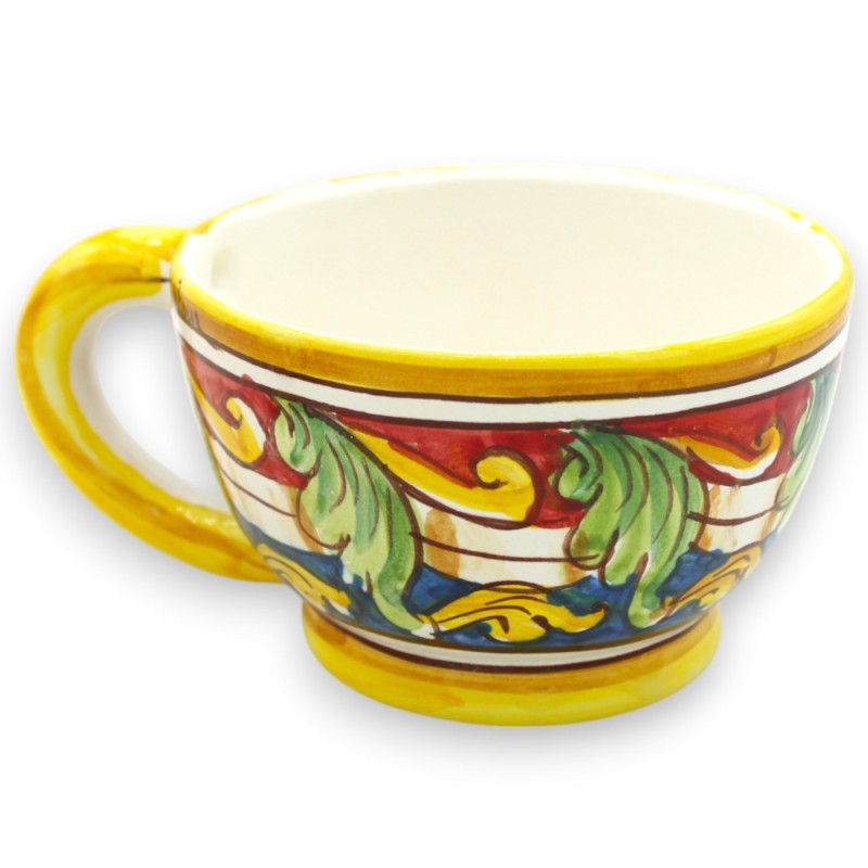 Bule composto por três peças, cerâmica Caltagirone, aprox. 18 cm de altura. Decoração barroca, folhas, fundo azul e verm
