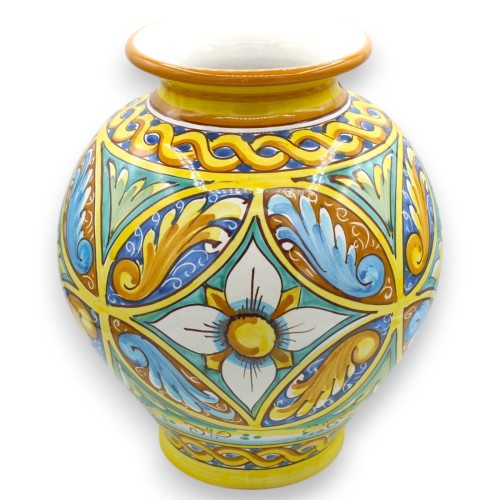 Vaso a Boccia, h 30 x 27 cm ca. ceramica Caltagirone, decoro barocco, geometrico, treccia e fiori - 