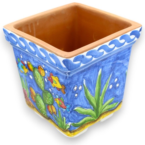 Vase boîte carré, en fine céramique sicilienne - h 22 x 20 cm environ. décor de tresse, paysage marin et pelle à figues  2