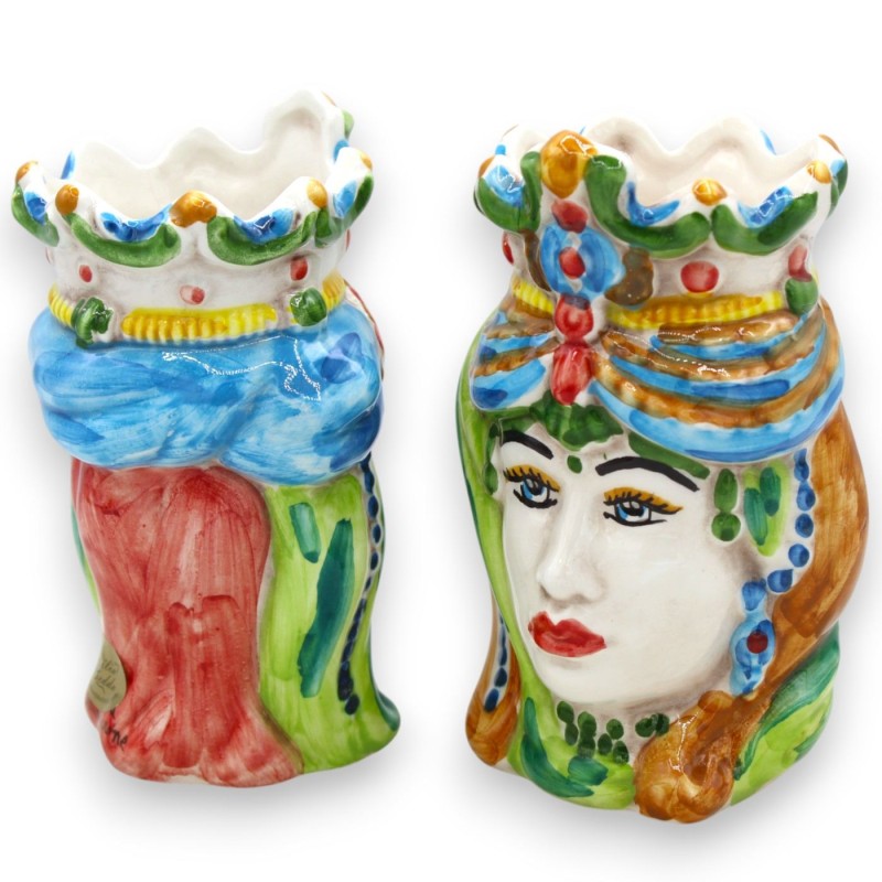 Paar donkerbruine koppen van Caltagirone-keramiek, h ca. 13/14 cm. kroon en tulband MD15 - 