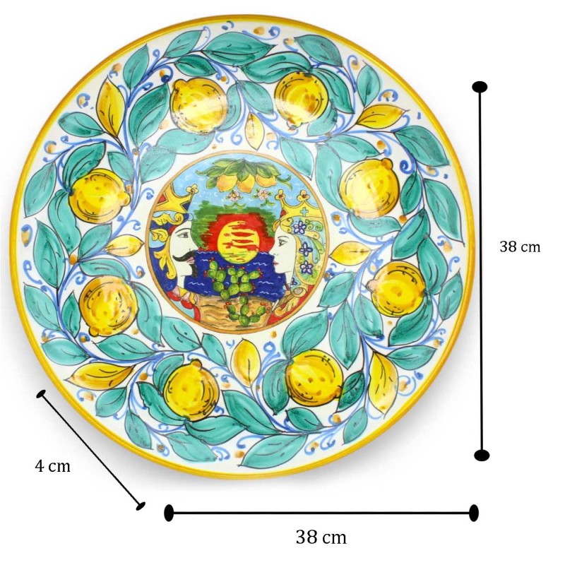 Plato ornamental de Ø 38 cm aprox. Cerámica siciliana, decoración de limones sicilianos y cabezas de moro, borde amarill