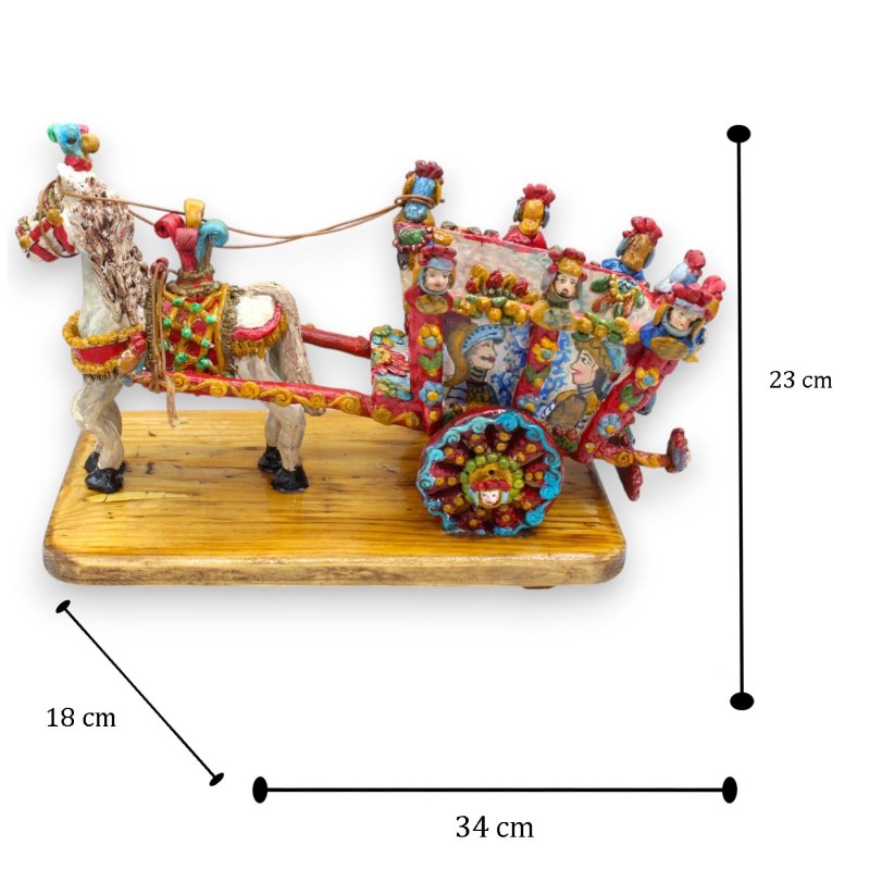 Carretto Siciliano con Cavallo, pregiata ceramica Siciliana, L 35 x h 23 cm ca. Su Base in Legno, interamente realizzato