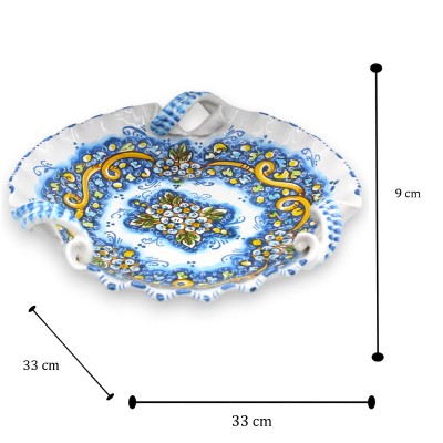 Centre de table en céramique de Caltagirone, festonné avec anses torchon, Ø 33 cm environ, décor floral, fond bleu - 