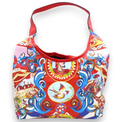 Schoudertas van imitatieleer, ca. 50 x 36 cm, Siciliaans poppentheaterdecor, rode achtergrond - 