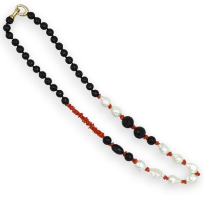 Collana di perle Scaramazze, Onice e Corallo, L 66 cm ca. Chiusura in Argento 925 placcato Oro - 