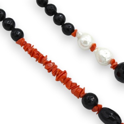 Collana di perle Scaramazze, Onice e Corallo, L 66 cm ca. Chiusura in Argento 925 placcato Oro - 
