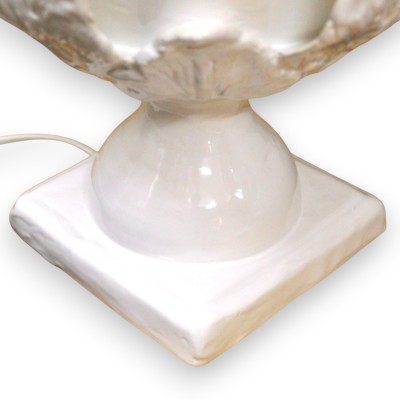 Pumo-Lampe aus feiner Keramik, H 70 x 45 cm ca. Glänzend weiße Emaille - 