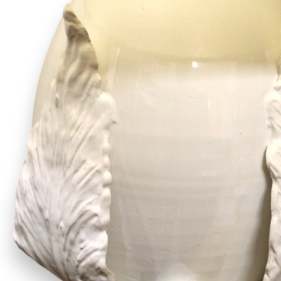 Candeeiro Pumo em cerâmica fina, altura 70 x 45 cm aprox. Esmalte branco brilhante - 