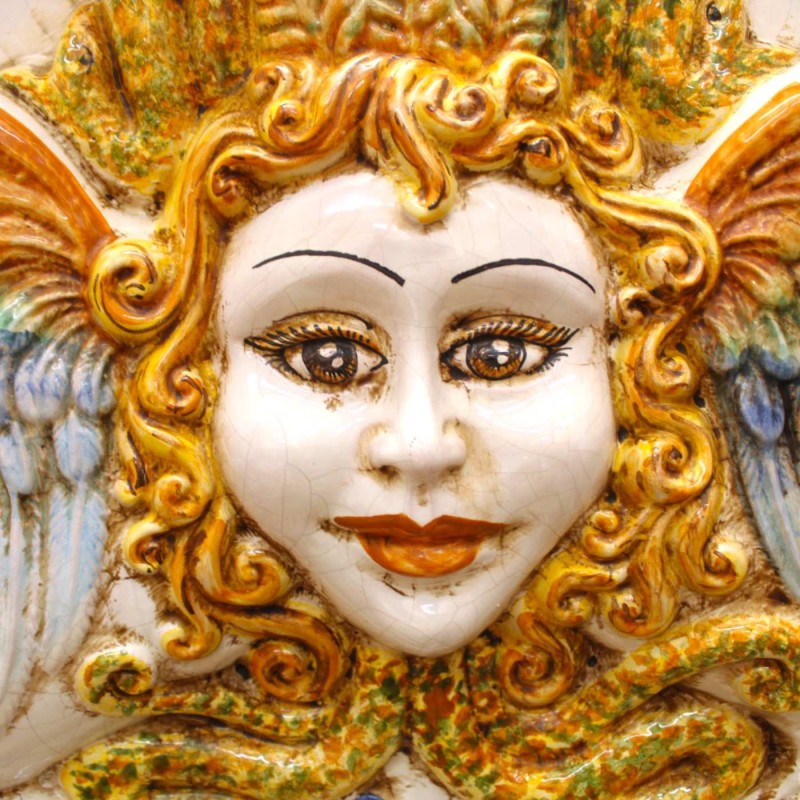 Riesige Trinacria aus Caltagirone-Keramik, ca. 62 cm hoch, Modell mit MD2-Frucht. - 