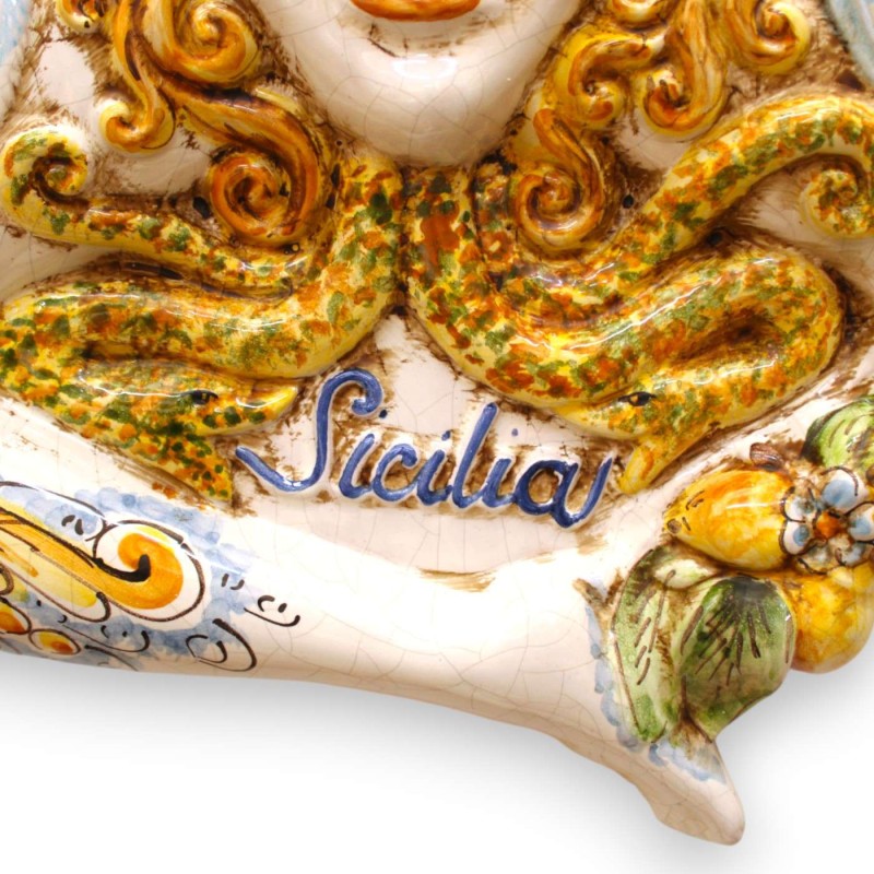 Riesige Trinacria aus Caltagirone-Keramik, ca. 62 cm hoch, Modell mit MD2-Frucht. - 