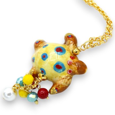 Colar de aço com tartaruga de cerâmica Caltagirone, comprimento aprox. 48 + 4 cm, pérolas scaramazze e pedras naturais -