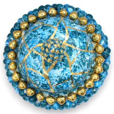 Pigna kexburk, Caltagirone keramik, ca Ø 22 cm. Turkos och blågrön med marmoreffekt, emaljbeläggning i 24k guld.