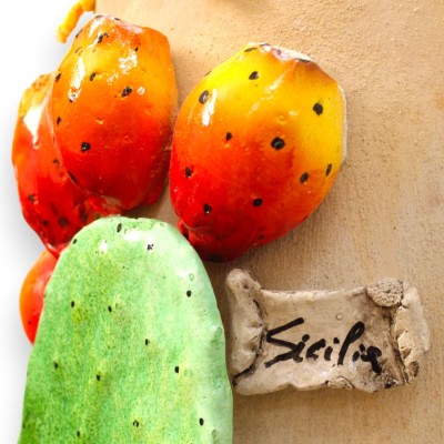 Tegola Gigante 100% Artigianale, h 50 x 20 cm ca. Applicazioni Pale di Ficodindia con frutti