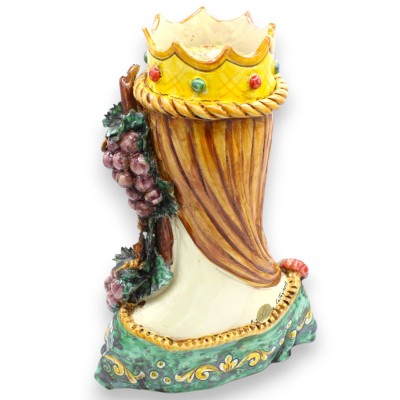 Buste de femme, céramique de Caltagirone, environ 35 cm de hauteur. Reine avec couronne, avec raisins appliqués.