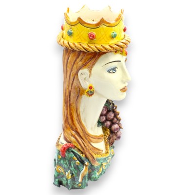 Buste de femme, céramique de Caltagirone, environ 35 cm de hauteur. Reine avec couronne, avec raisins appliqués.