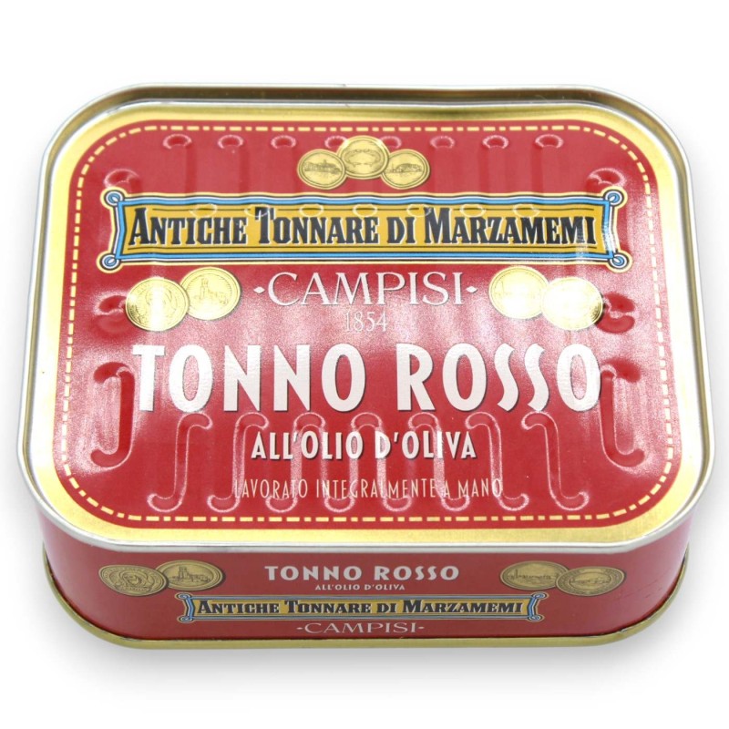 Rode tonijn in olijfolie, in een...