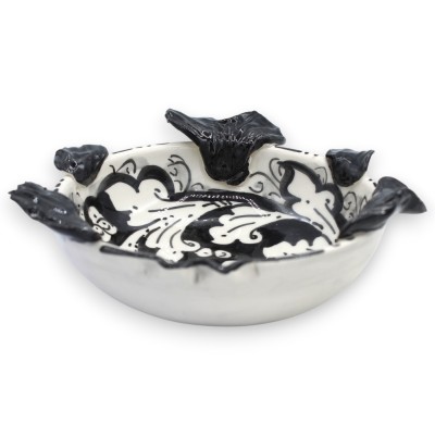 Aquário de cerâmica Caltagirone com compartimentos vazios, aproximadamente 18 x 17 cm. Decoração barroca preta ornamentada.