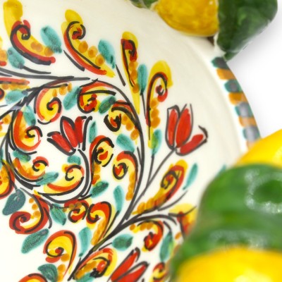 Centerpiece, Caltagirone ceramic, Ø 40 cm approx. Lemon and 17th century decoration, lemon applications