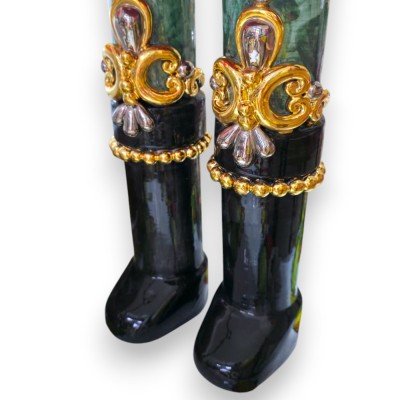 Soldat Casse-Noisette, céramique de Caltagirone, 100% fait main, env. 115 x 40 cm. Avec émail platine, nacre et or 24 carats.