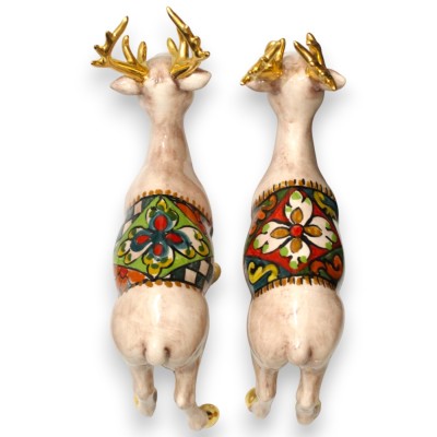 Rena de cerâmica de Caltagirone, aproximadamente 25 x 24 cm. Com sela decorada, esmalte dourado 24k e decoração aleatória.