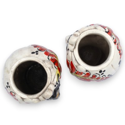 Cabeças mouras sicilianas (par), com aproximadamente 13/14 cm de altura, cerâmica de Caltagirone, com friso e decoração do sécul