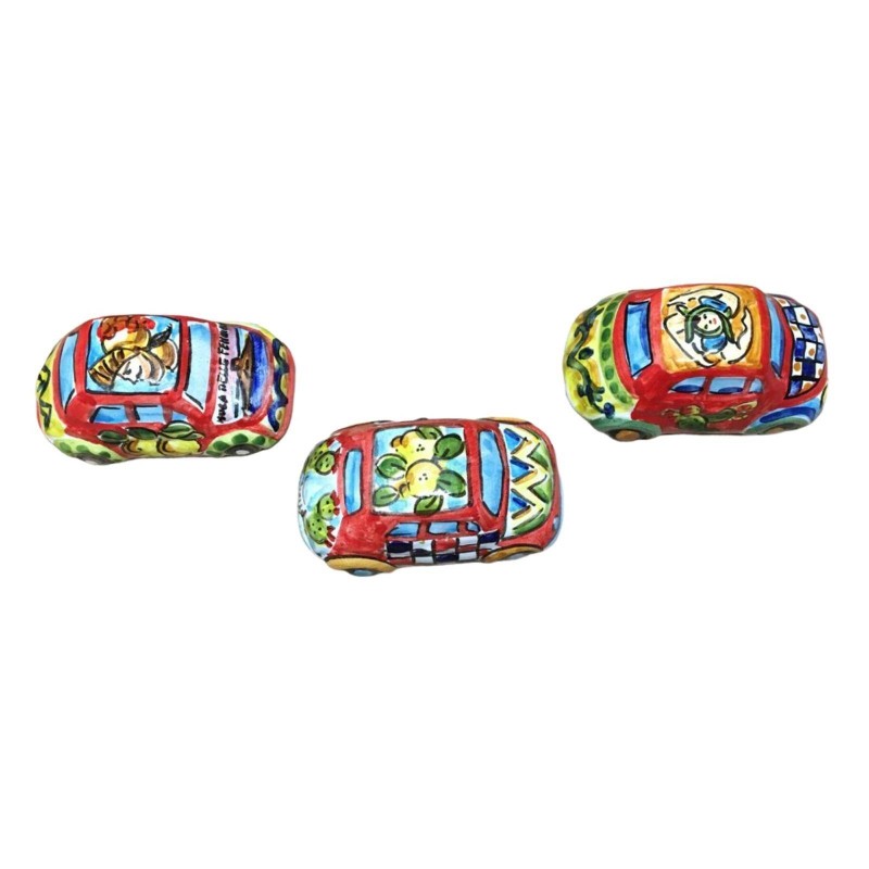 Cinquecento in miniatura in ceramica di Caltagirone decoro stile Carretto Siciliano - Misure circa 8x3,5 cm - 