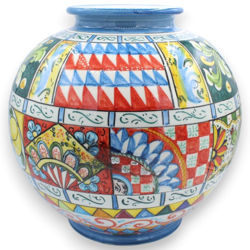 Vaso esférico de aproximadamente 30...