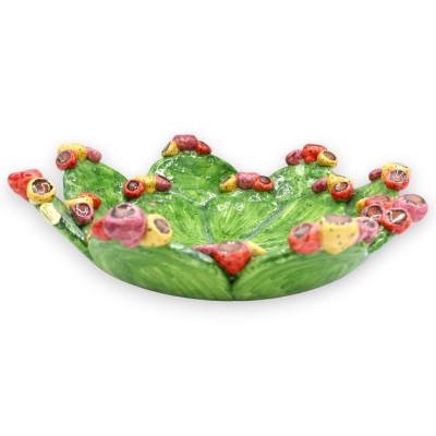Tischdekoration mit Kaktusfeigenblättern aus Caltagirone-Keramik, Ø ca. 35 cm. Mit Applikationen.