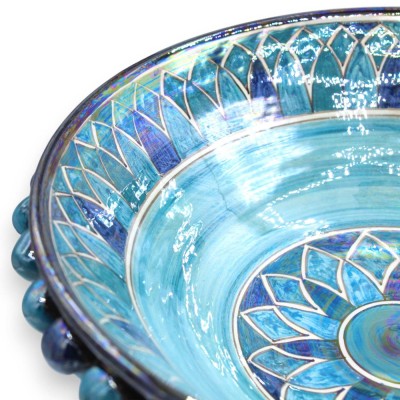 Tortenständer aus Caltagirone-Keramik in Form eines Kiefernzapfens, ca. Ø 30 x 18 cm. Blaue Varianten, arabische Verzierungen un