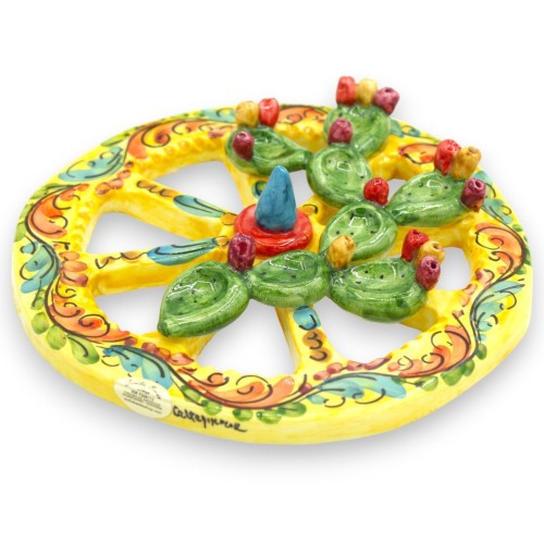 Sicilianskt vagnshjul, Caltagirone-keramik, Ø ca 20 cm.... 2